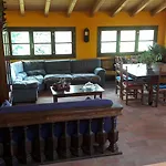 Çiftlik konaklama L'oca Mannara